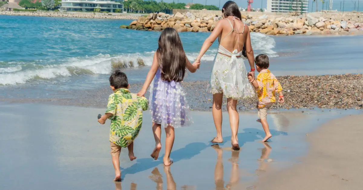 10 Destinos Encantadores para Viajar con Niños