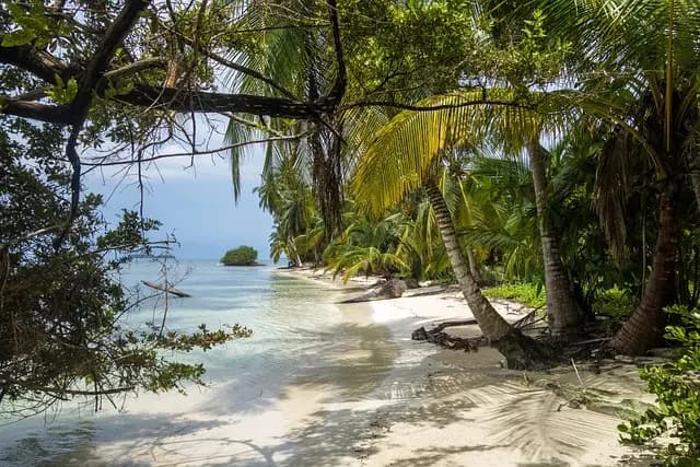 Cómo Elegir el Destino Perfecto para tus Vacaciones de Encanto